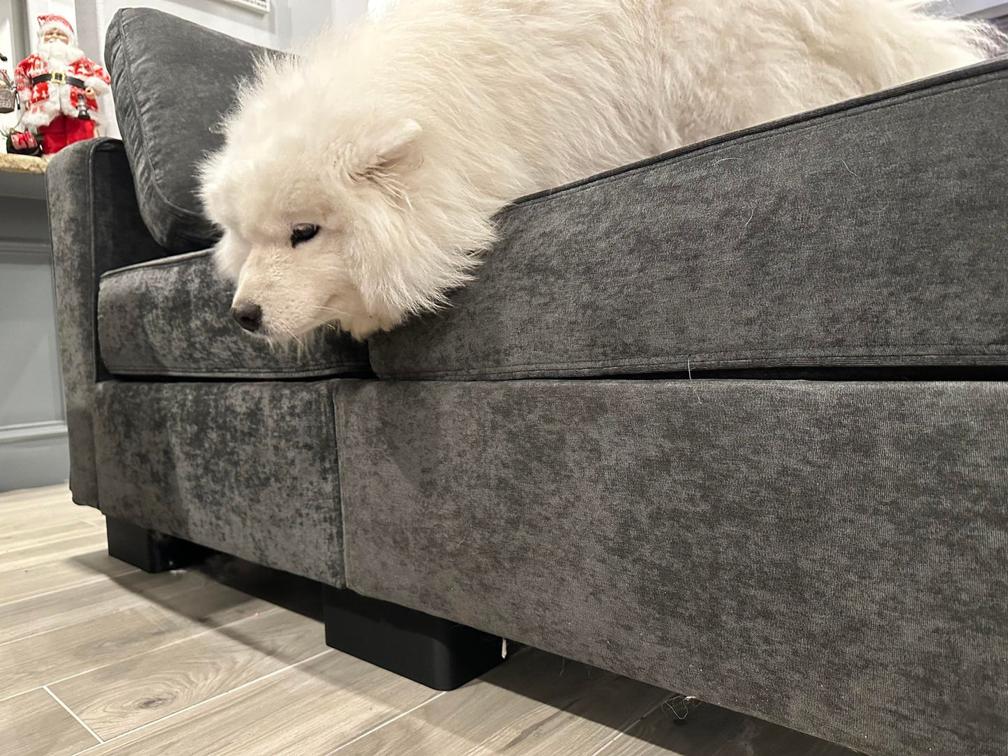 Raised single shoe riser for Lovesac Sactional